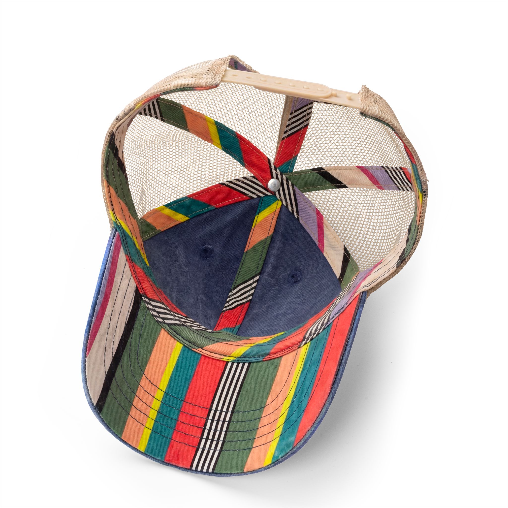 women's mesh-back cap Navy / Stripes underneath